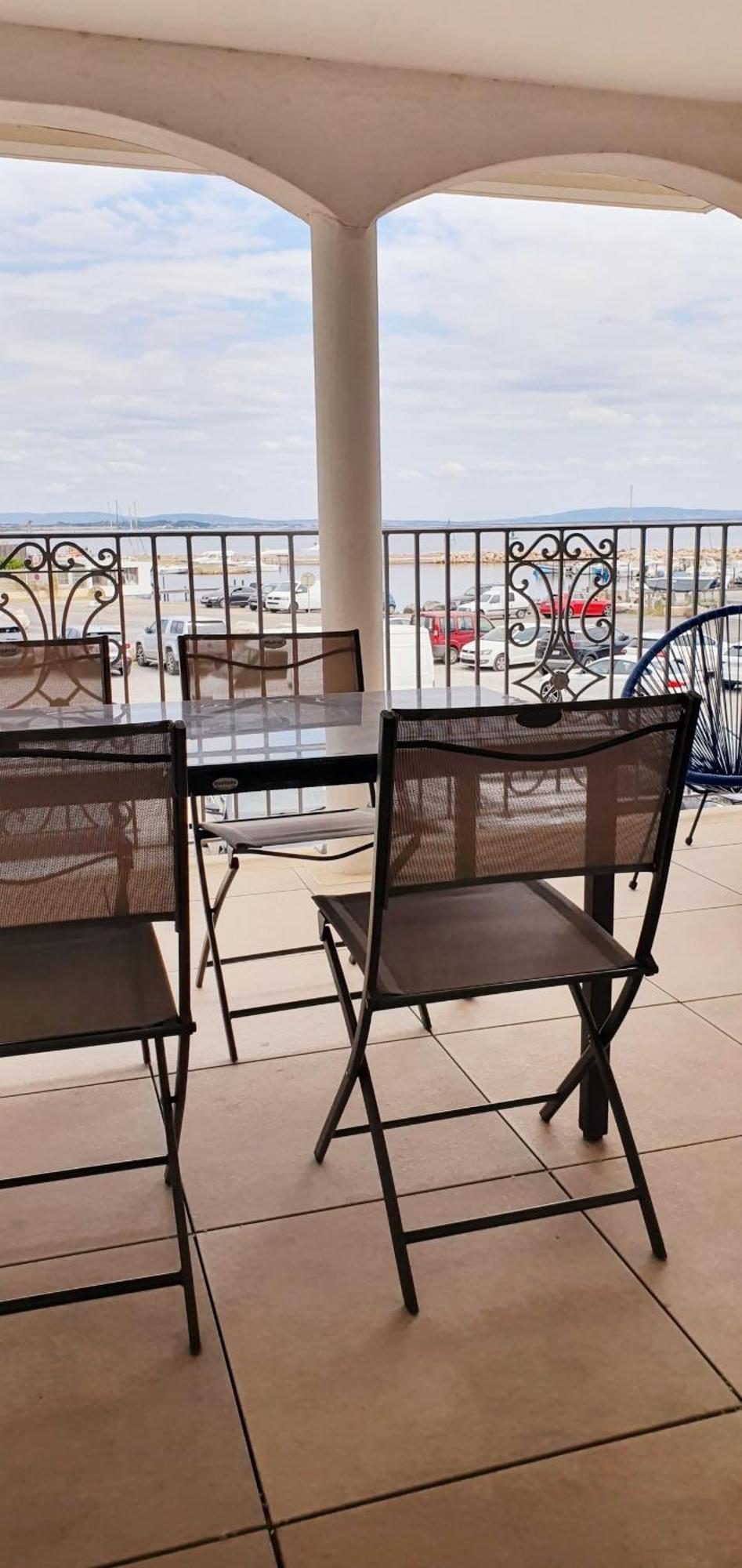 Residence Farenc Vue Sur La Lagune Marseillan  Rom bilde
