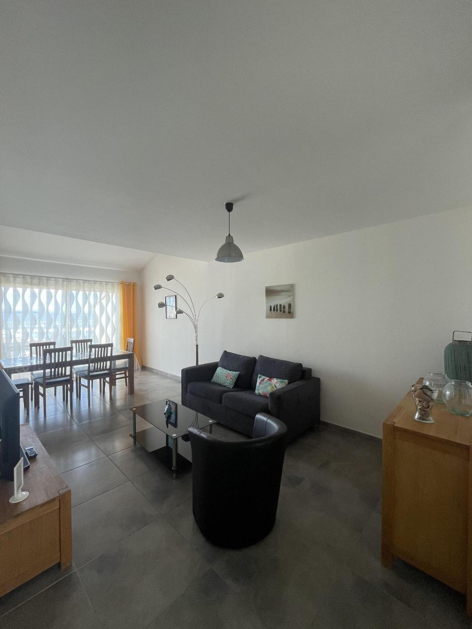 Residence Farenc Vue Sur La Lagune Marseillan  Rom bilde